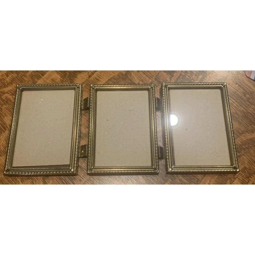 Vintage MCM Hinged Gold Tone Ornate Metal Picture Frame Tri Fold 5x7